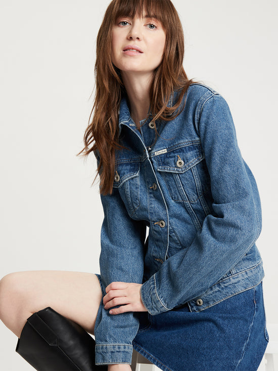 Damen Regular Jeansjacke mit Knopfleiste mittelblau.