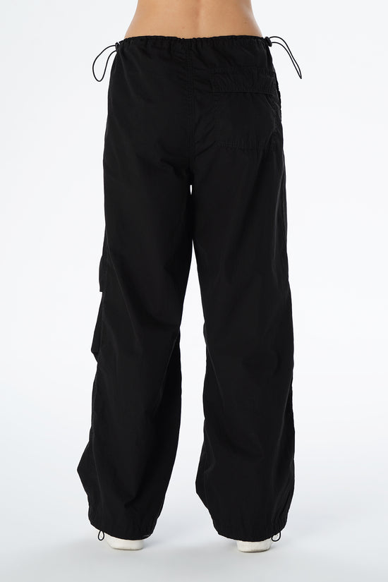 Women's Parachute pants in black