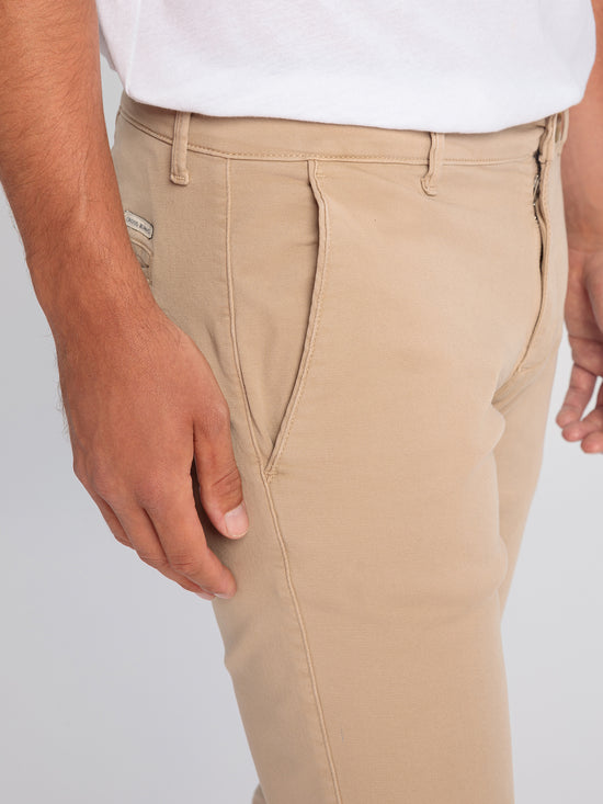 Herren Chino Slim Tapered Fit in beige