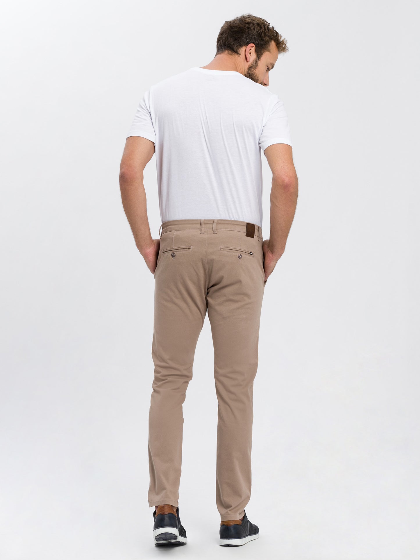 Herren Chino Slim Tapered Fit beige