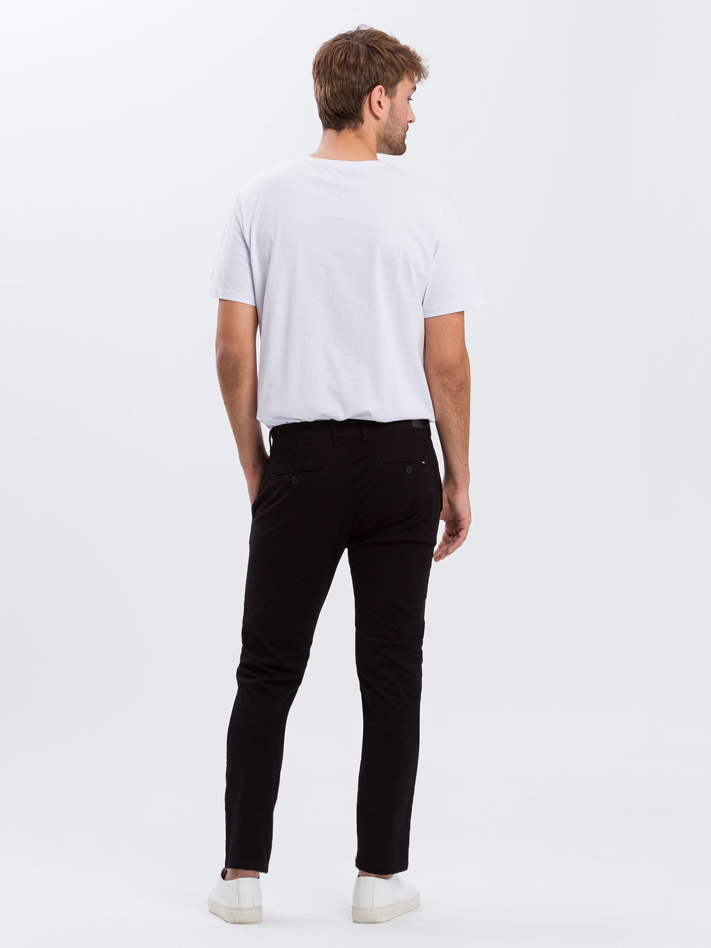 Herren Chino Slim Tapered Fit schwarz