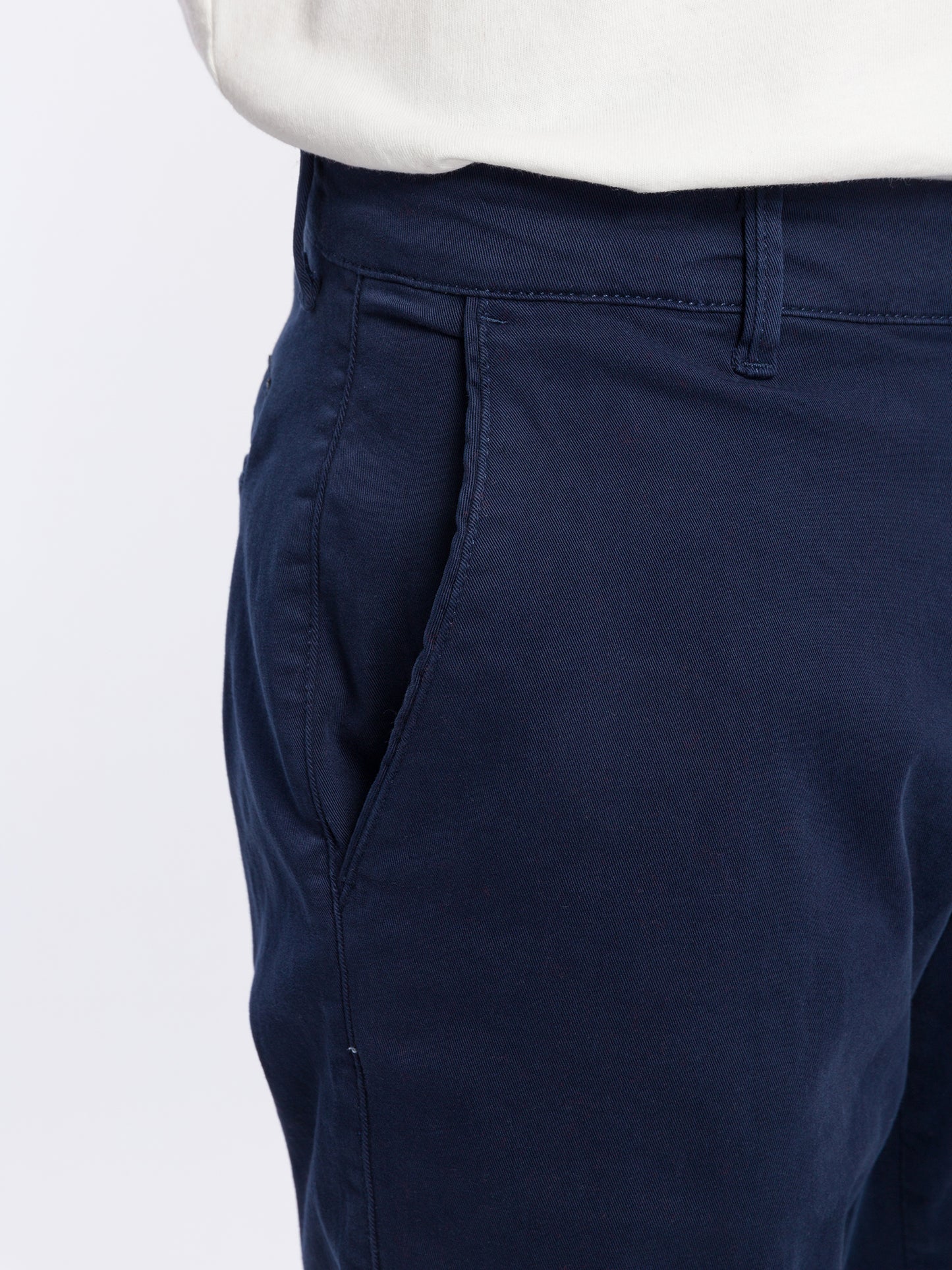 Men's Chino Slim Tapered Fit navy blue.