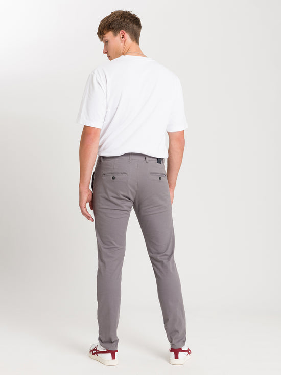 Men's slim tapered fit chinos in grey