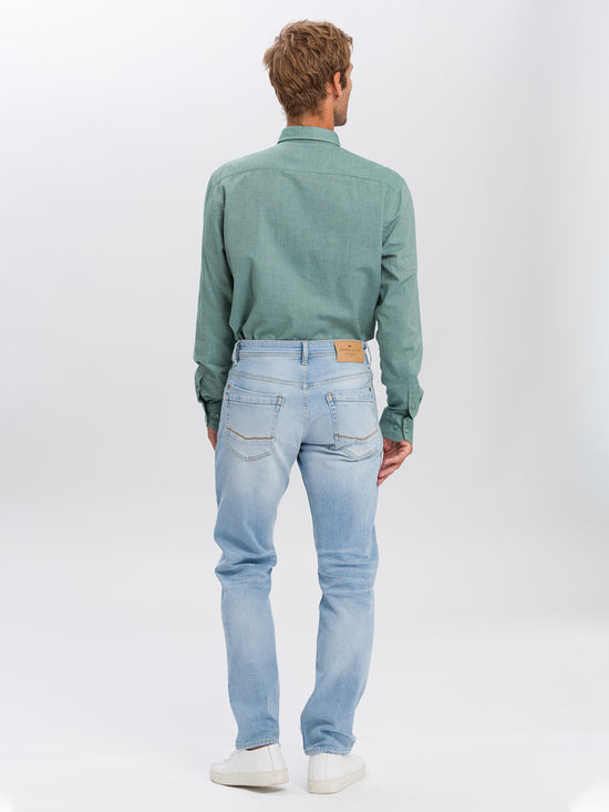 Antonio Herren Jeans Relaxed Fit Regular Waist Straight Leg hellblau