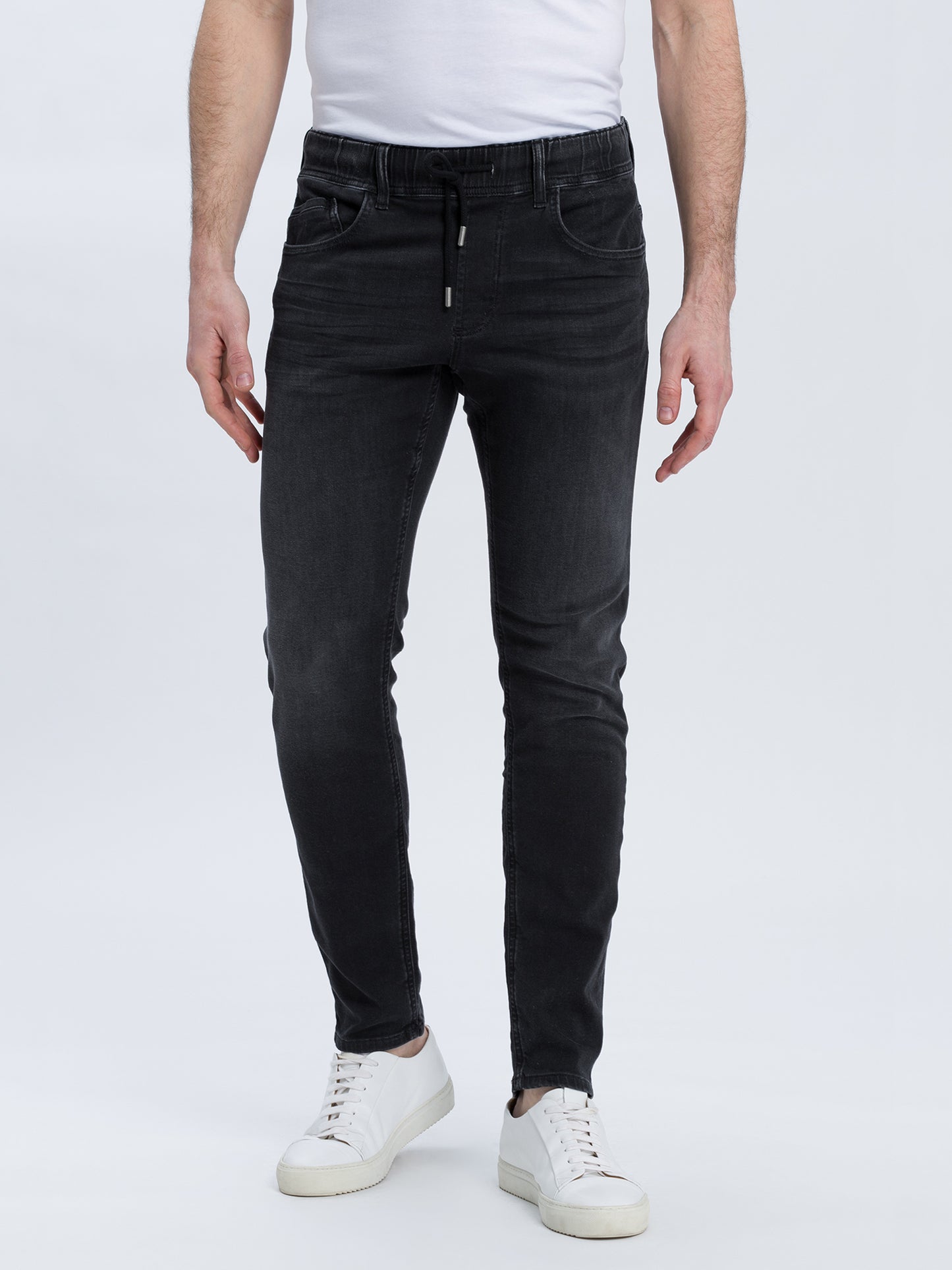 Jimi Men's Jeans Slim Fit Regular Waist Tapered Leg