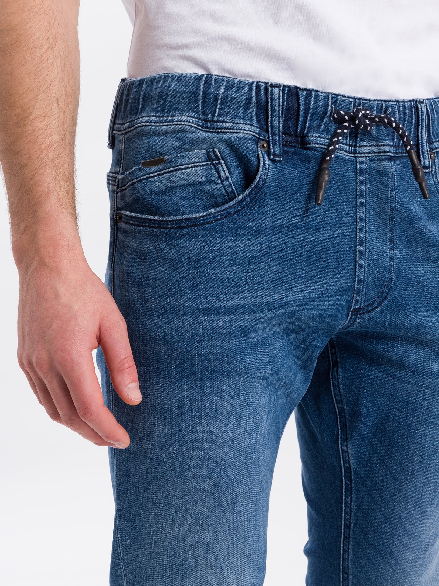 Jimi Men's Jeans Slim Fit Regular Waist Tapered Leg Medium Blue