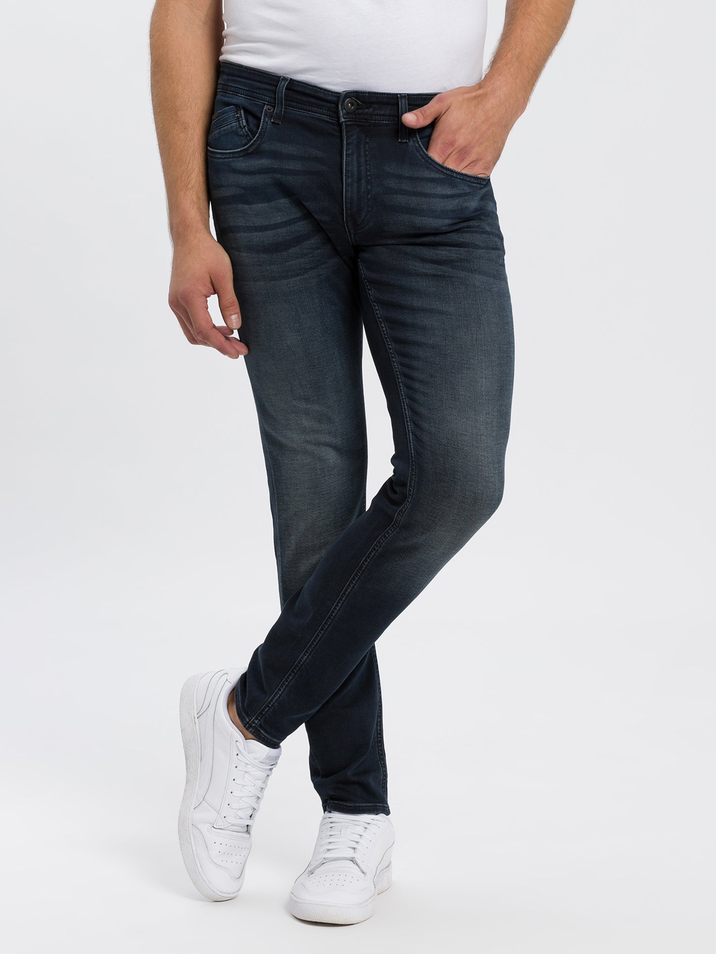 Jimi Herren Jeans Slim Fit Regular Waist Tapered Leg schwarzblau