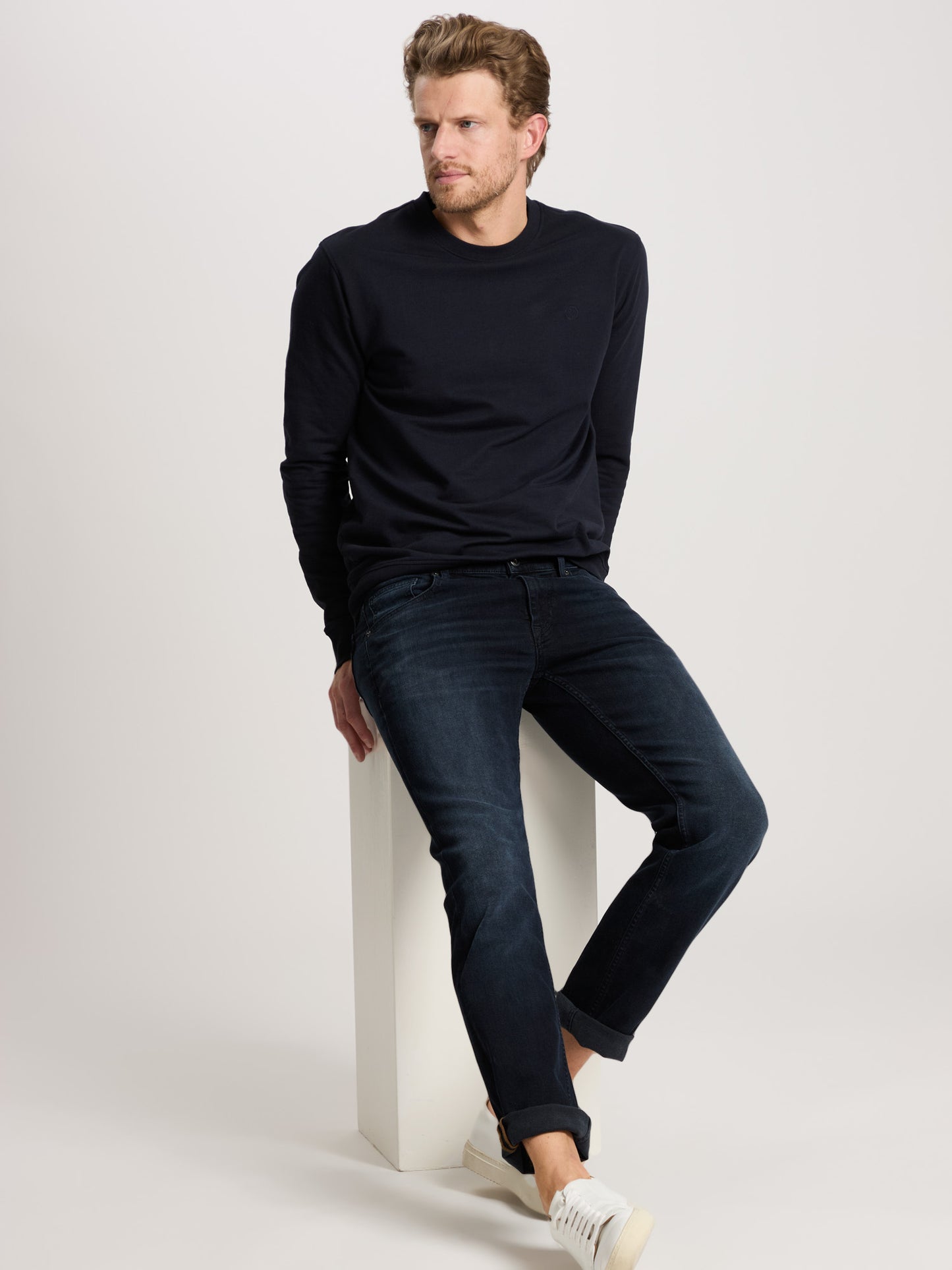 Damien men's jeans slim fit straight leg blue black