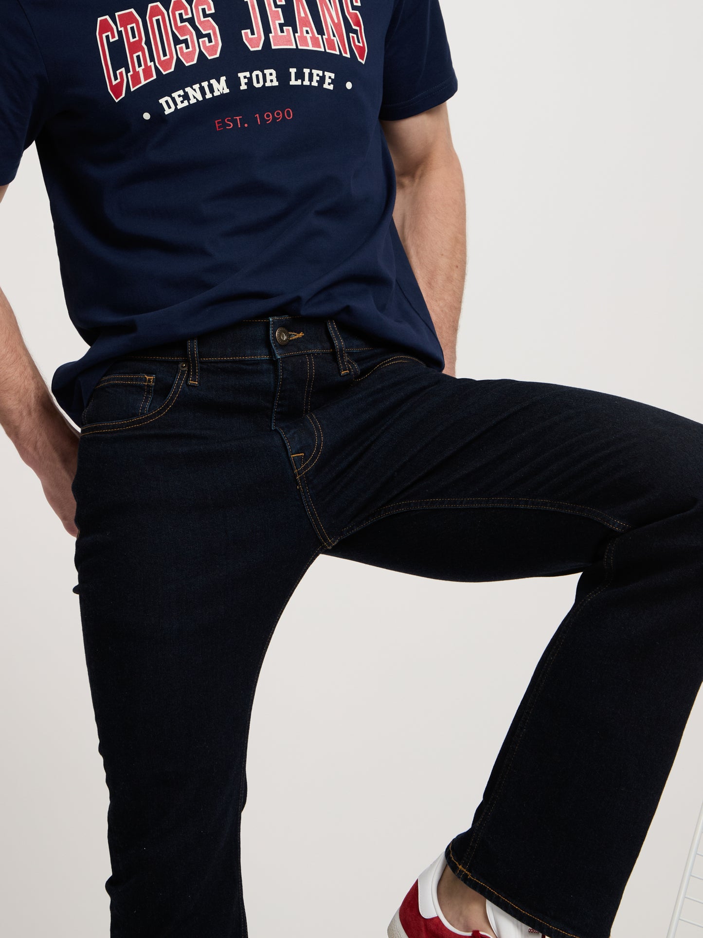 Colin Herren Jeans Slim Fit Bootcut dunkelblau