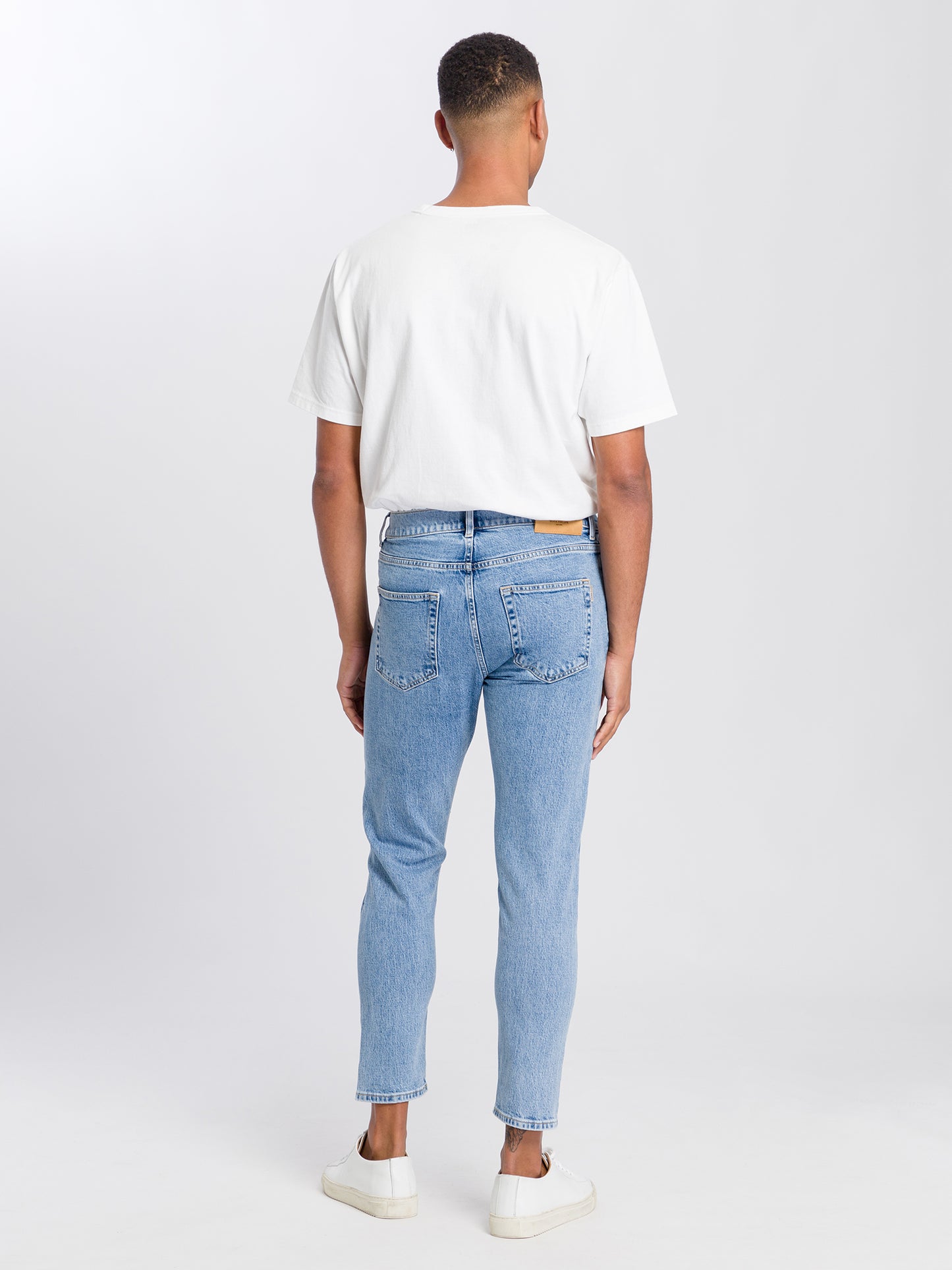 Fınn men's jeans regular fit tapered leg light blue