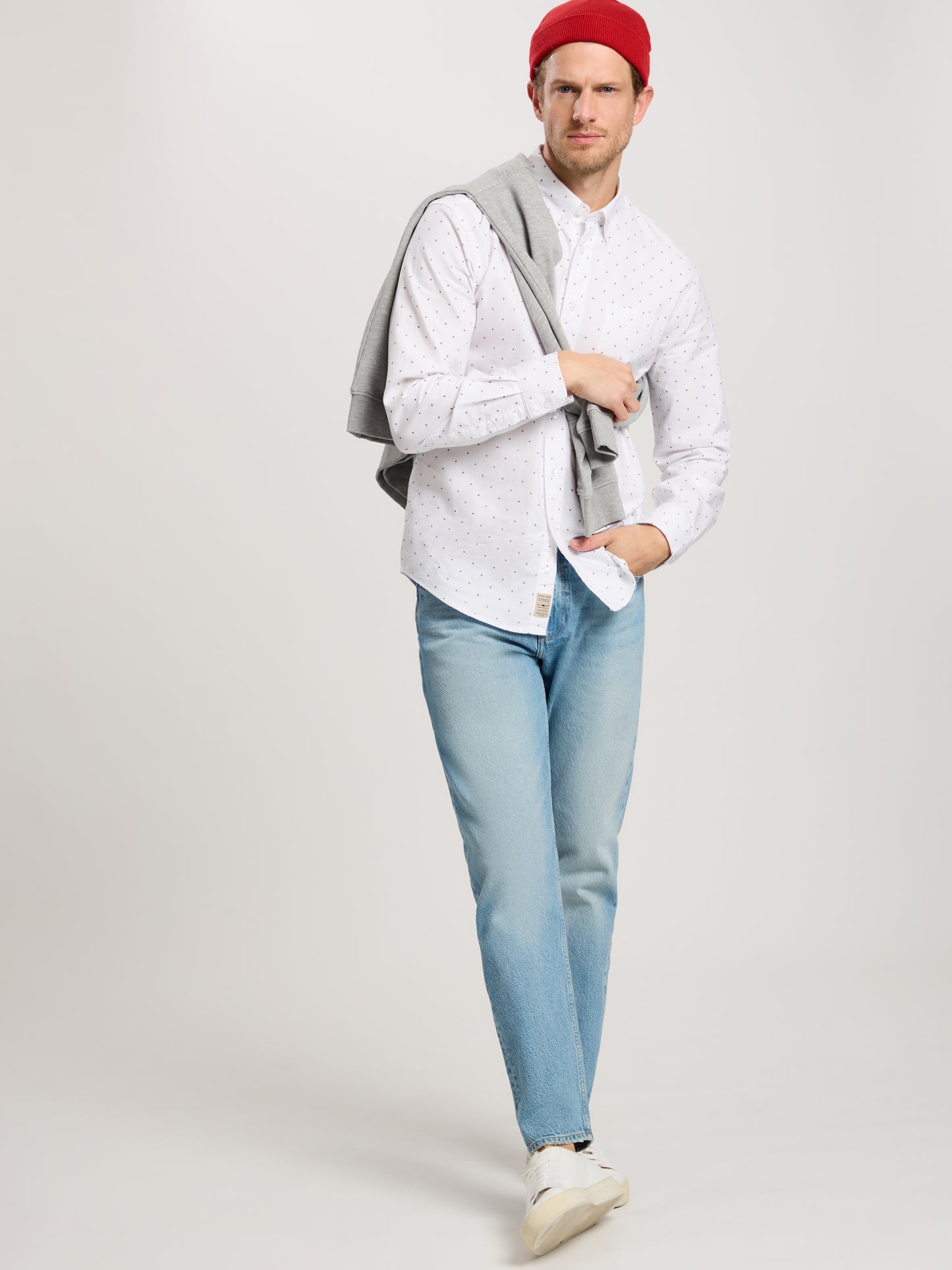 Finn Herren Jeans Tapered Fit Straight Leg helles mittelblau