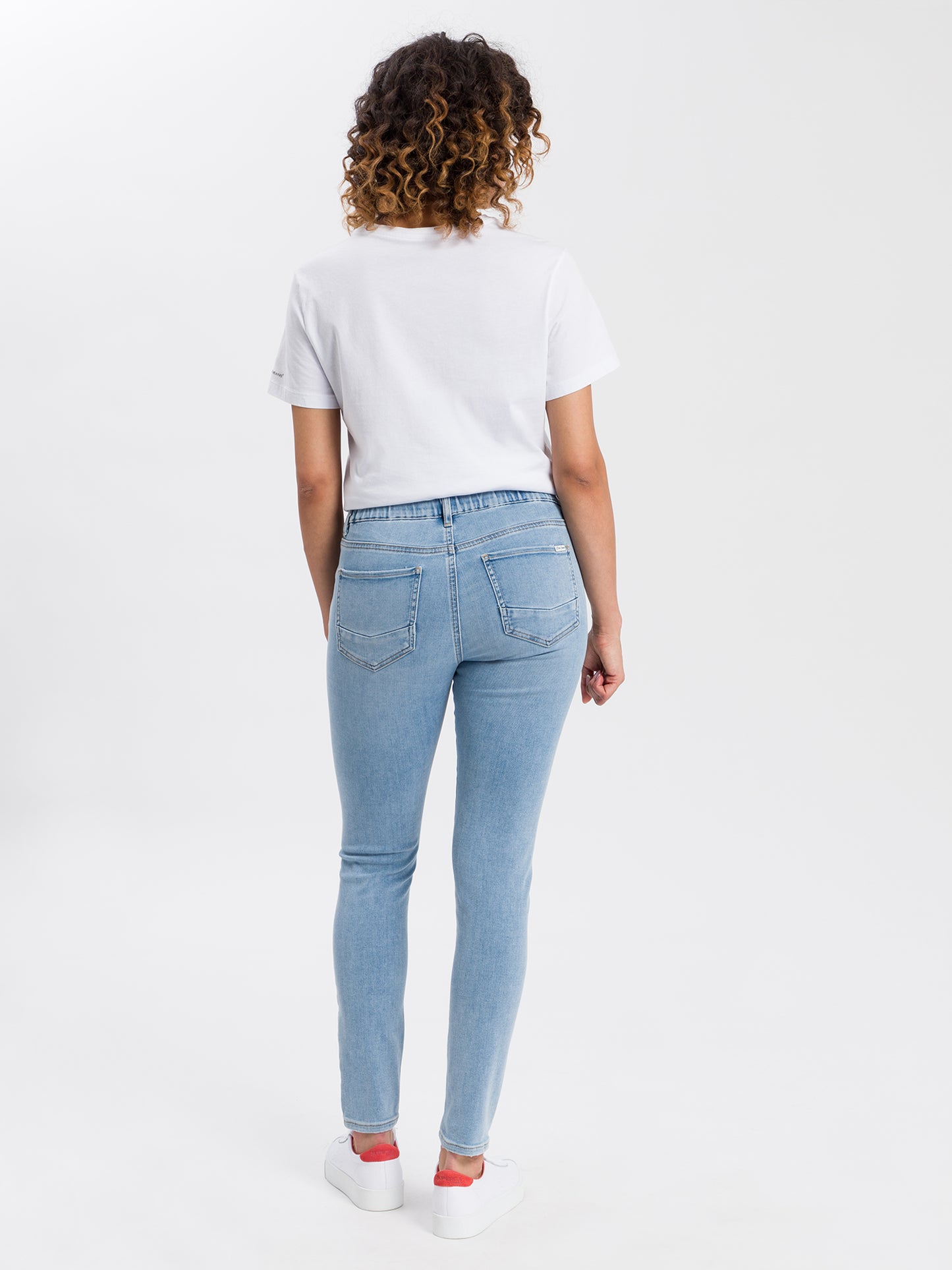 Janelle Damen Jeans Jogger Fit hellblau