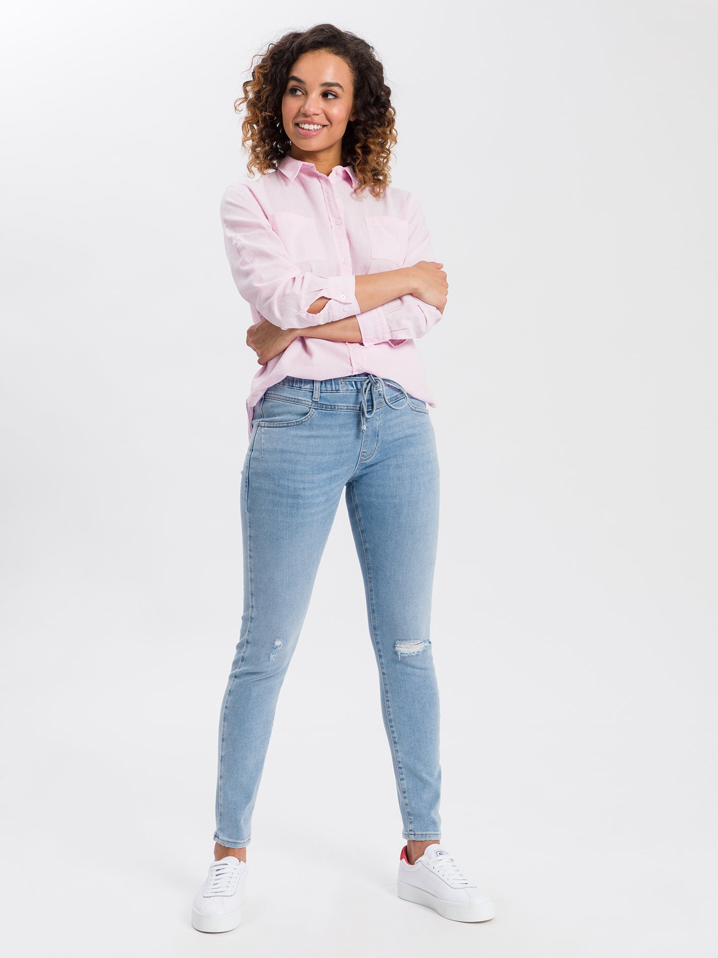 Janelle women's jeans jogger fit light blue