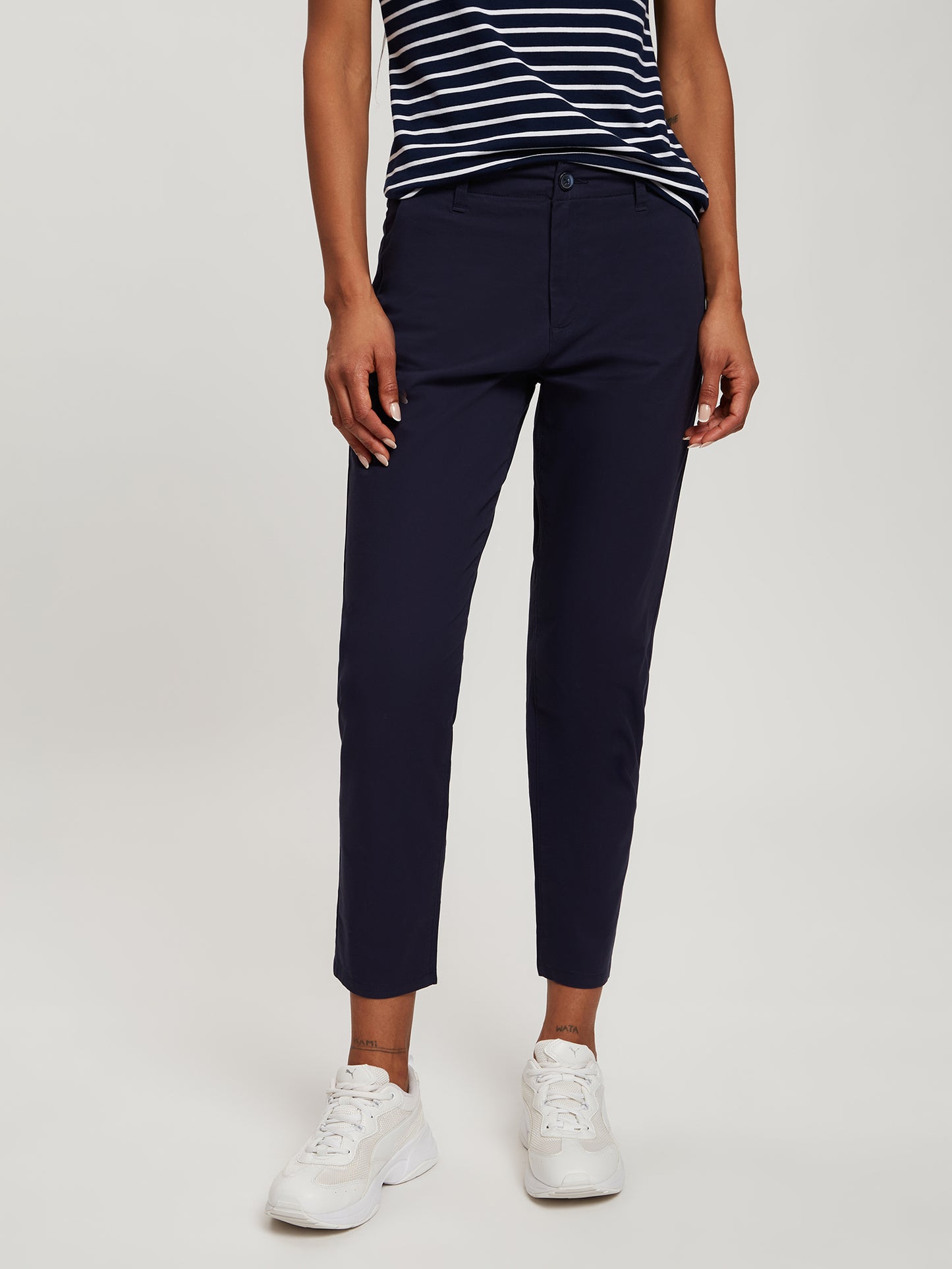 Damen Regular Chino in navyblau