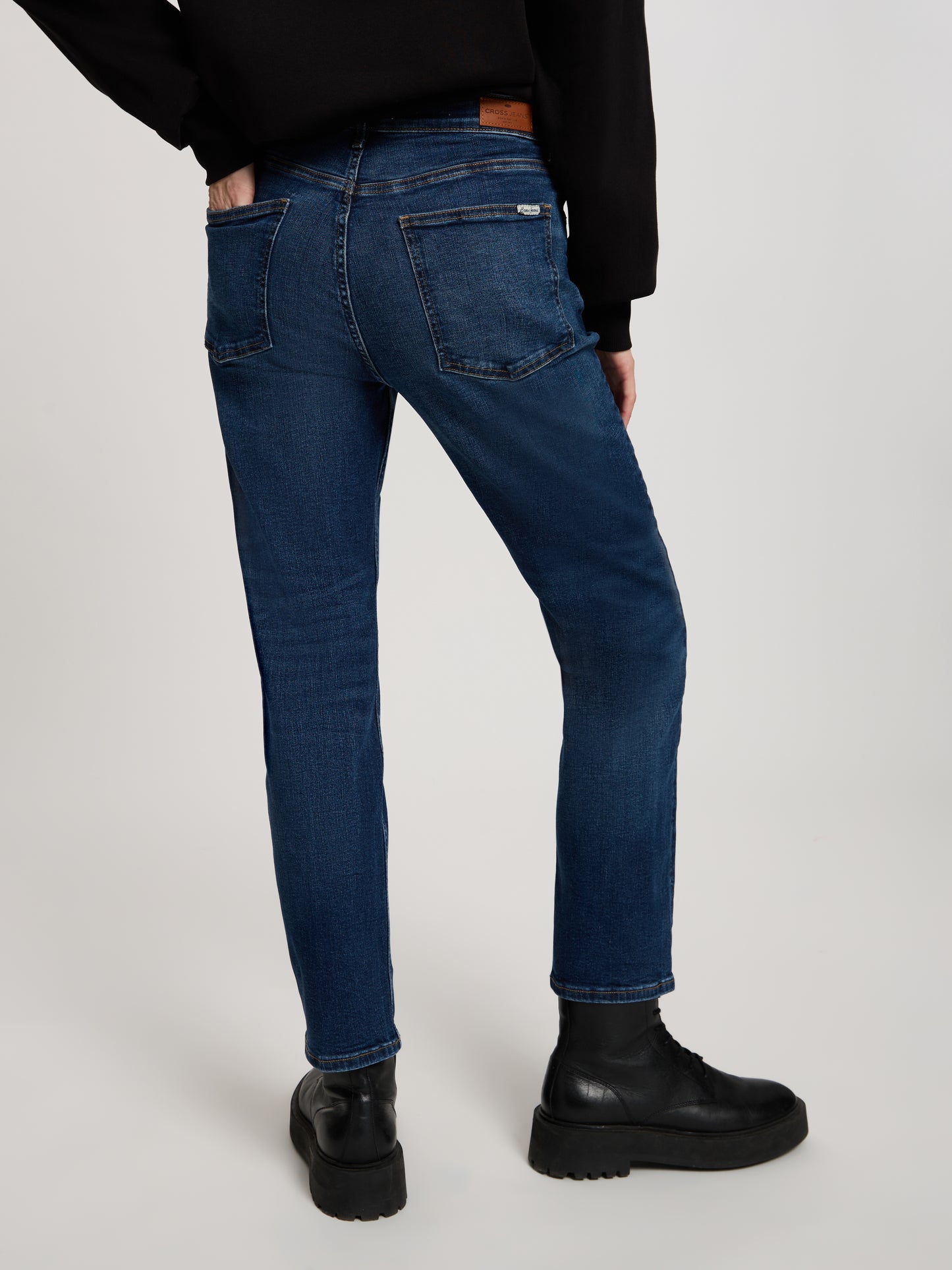 Marisa Damen Jeans Regular Fit High Waist Straight Leg dunkelblau