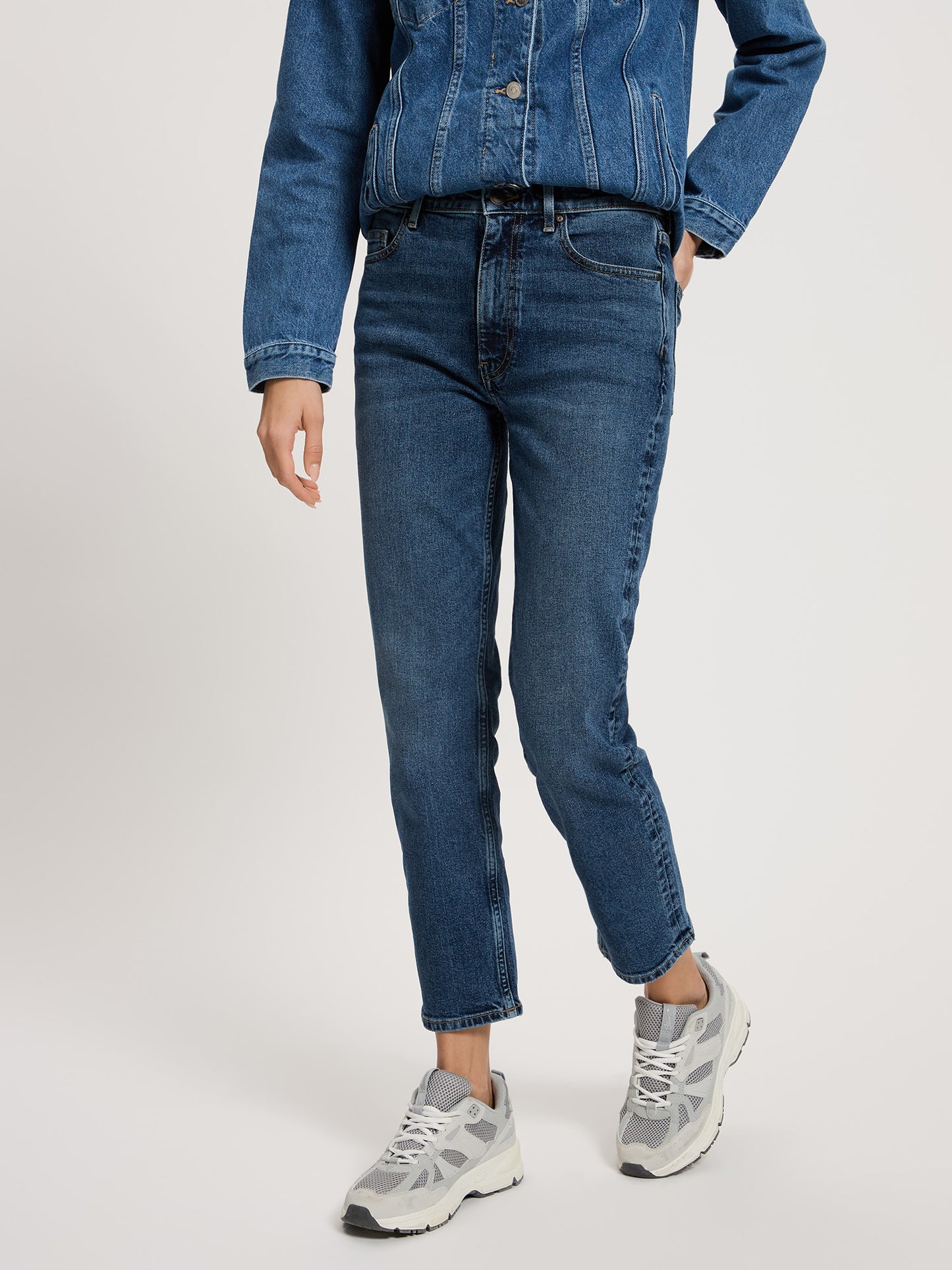 Marisa Damen Jeans Regular Fit High Waist Straight Leg mittelblau
