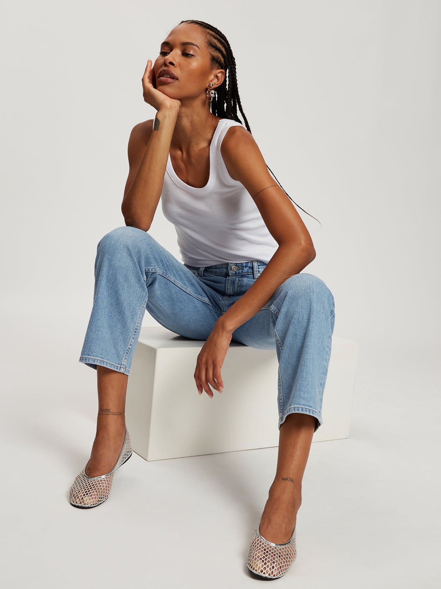 Marisa women's jeans regular fit high waist straight leg light medium blue