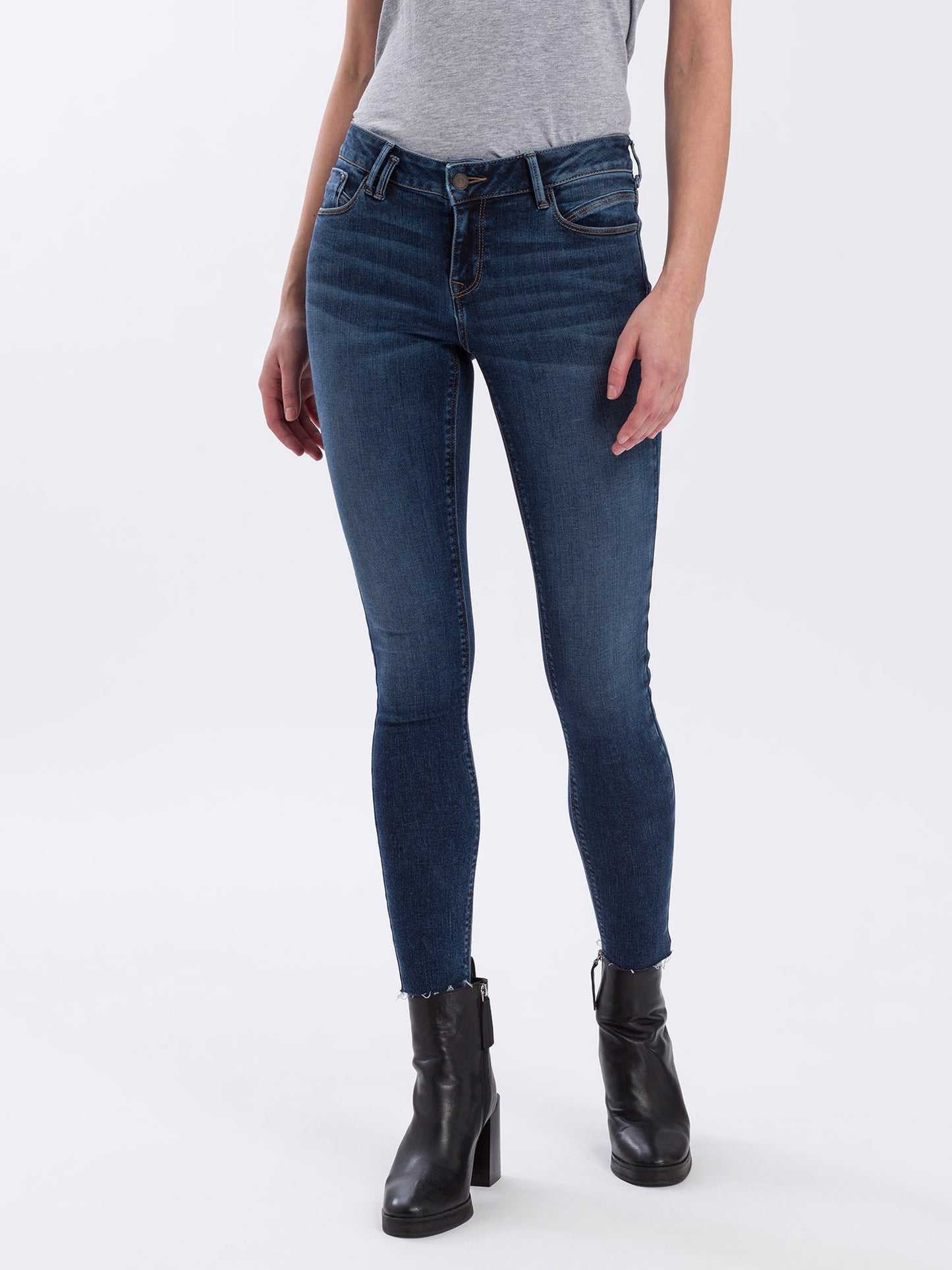 Giselle Damen Jeans Super Skinny Fit Mid Waist Ankle Lenght mittelblau