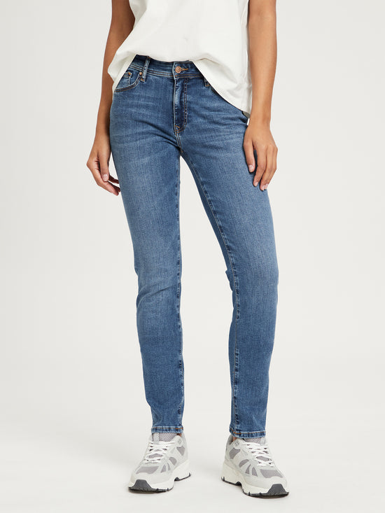 Anya Damen Jeans Slim Fit Mid Waist light blue washed