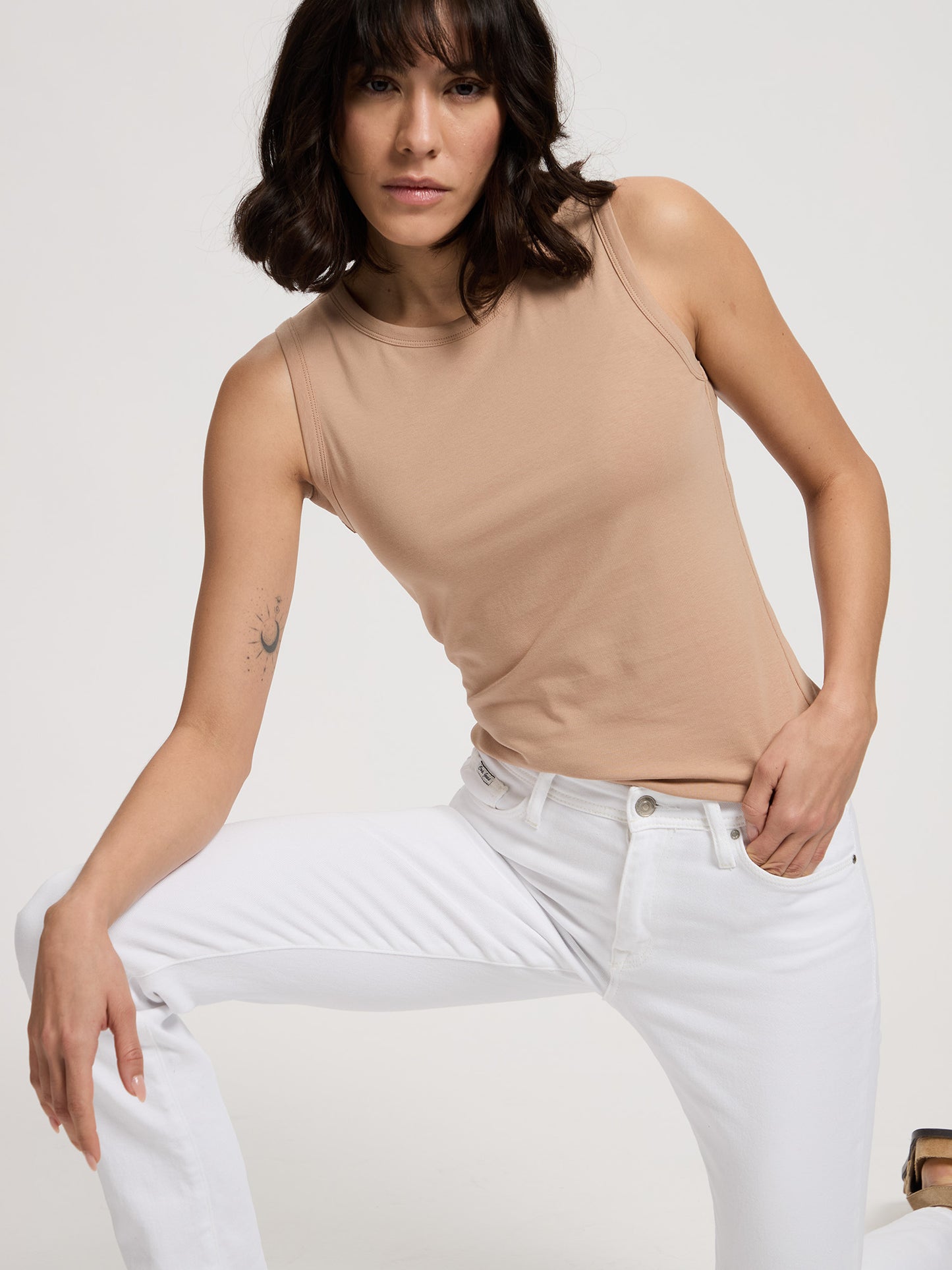 Anya Damen Jeans Slim Fit Mid Waist weiß