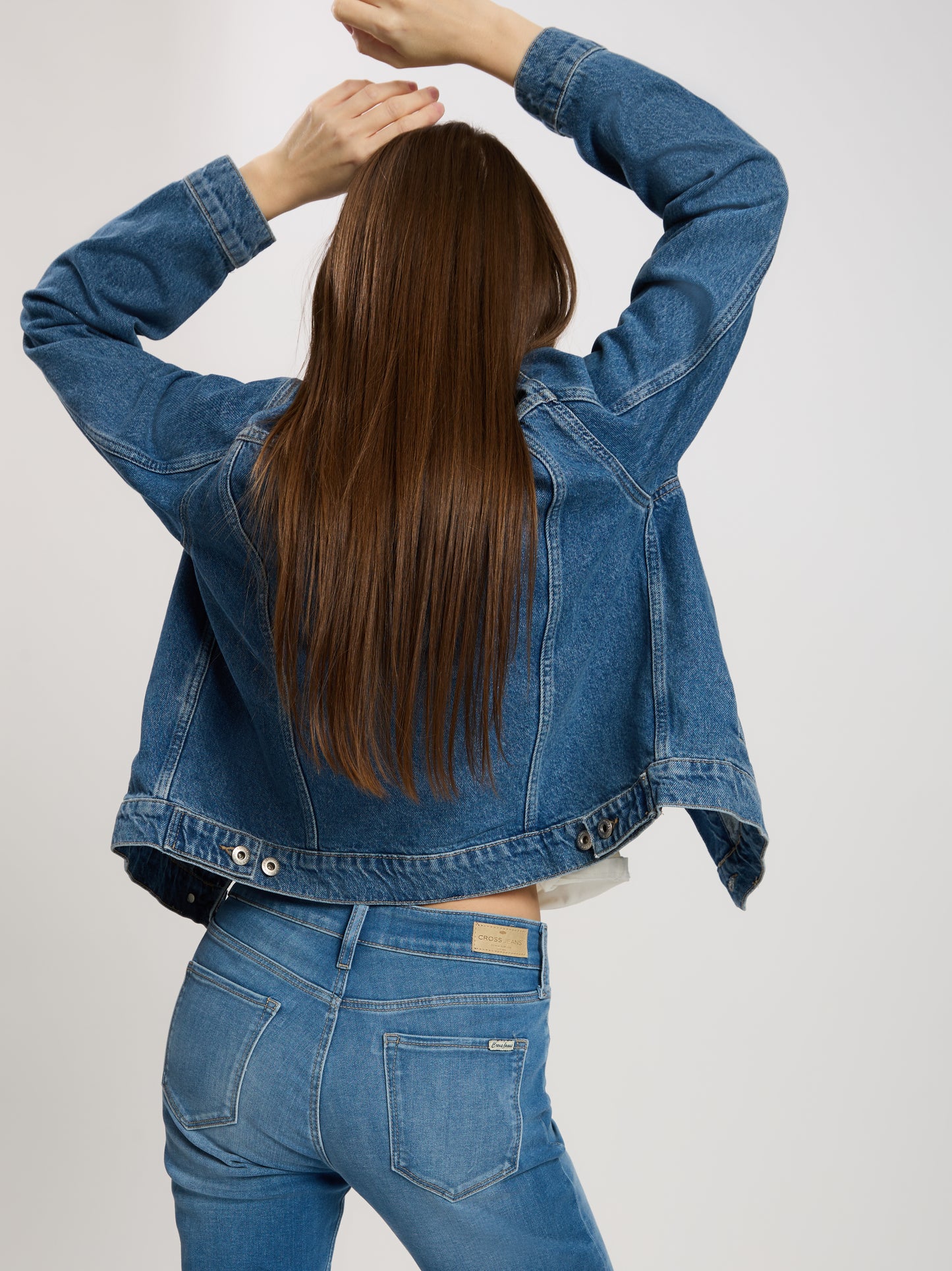 Anya Damen Jeans Slim Fit Mid Waist helles mittelblau