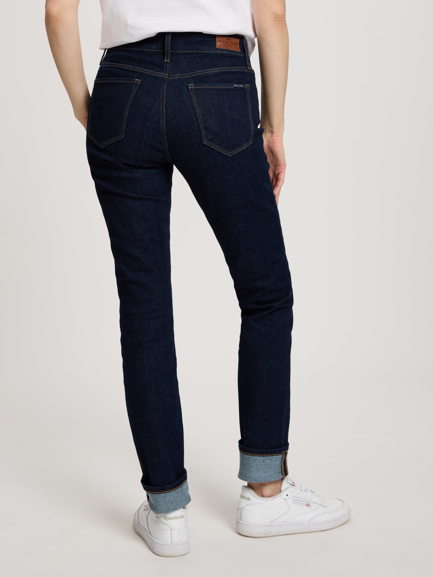 Anya Damen Jeans Slim Fit Mid Waist tiefblau
